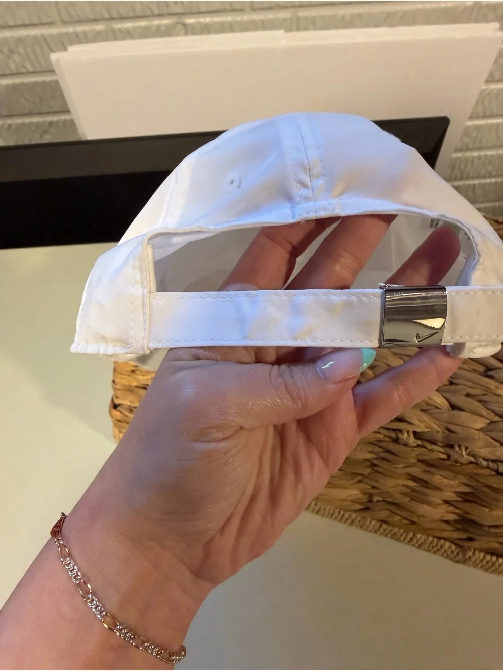 Nike Kids Club Cap White Dri-FIT Metal Swoosh Adjustable Hat NWT